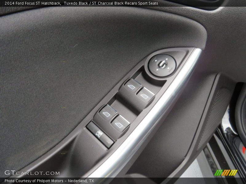 Tuxedo Black / ST Charcoal Black Recaro Sport Seats 2014 Ford Focus ST Hatchback