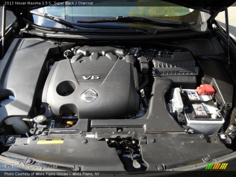 Super Black / Charcoal 2013 Nissan Maxima 3.5 S