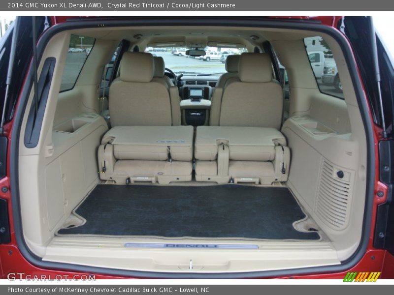  2014 Yukon XL Denali AWD Trunk