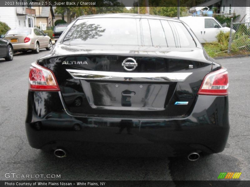Super Black / Charcoal 2013 Nissan Altima 2.5 S