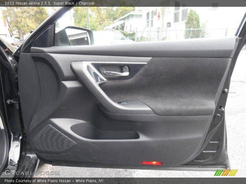 Super Black / Charcoal 2013 Nissan Altima 2.5 S