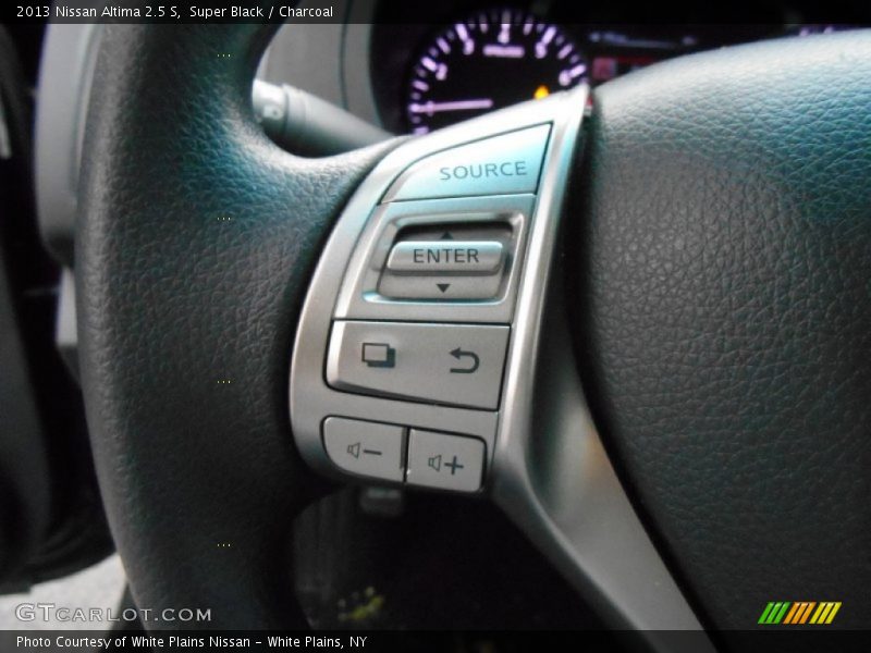 Super Black / Charcoal 2013 Nissan Altima 2.5 S