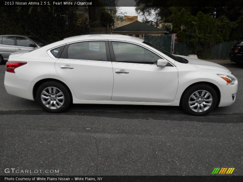 Pearl White / Charcoal 2013 Nissan Altima 2.5 S
