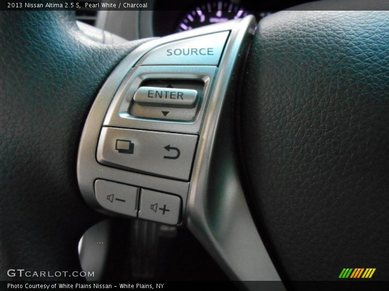 Pearl White / Charcoal 2013 Nissan Altima 2.5 S