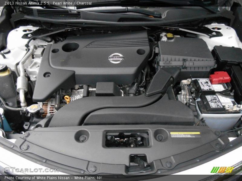 Pearl White / Charcoal 2013 Nissan Altima 2.5 S
