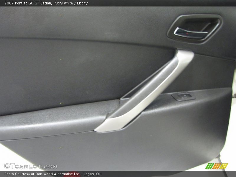 Ivory White / Ebony 2007 Pontiac G6 GT Sedan