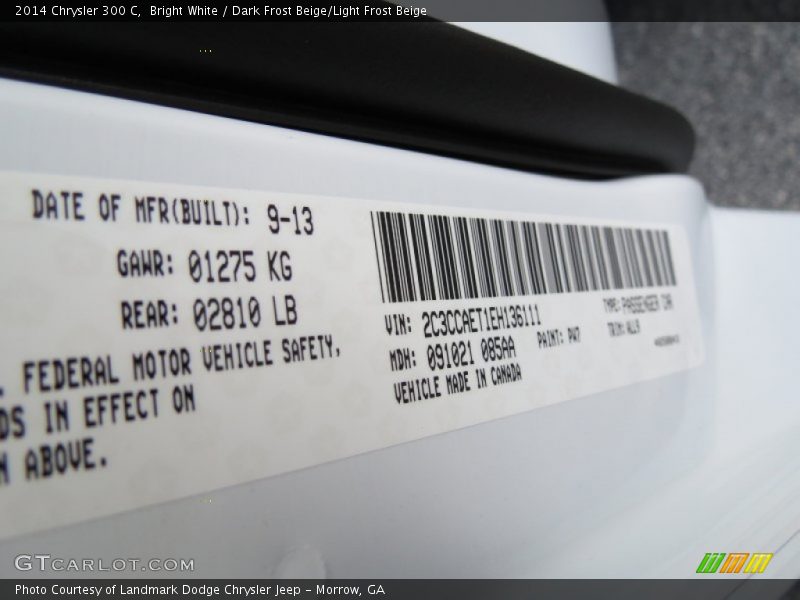 Bright White / Dark Frost Beige/Light Frost Beige 2014 Chrysler 300 C