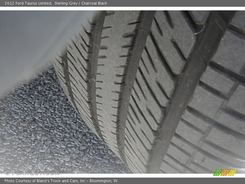 Sterling Grey / Charcoal Black 2012 Ford Taurus Limited