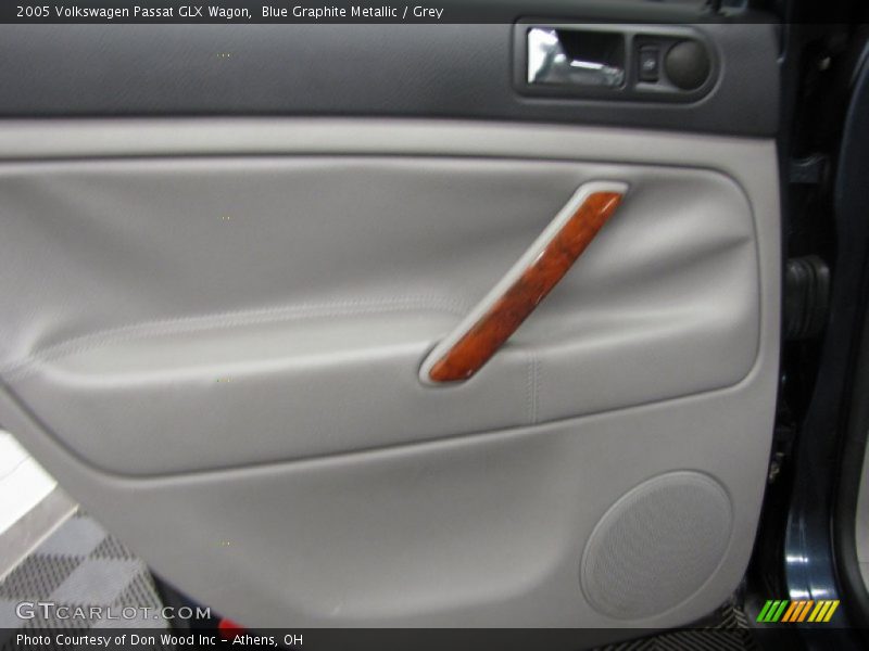 Blue Graphite Metallic / Grey 2005 Volkswagen Passat GLX Wagon