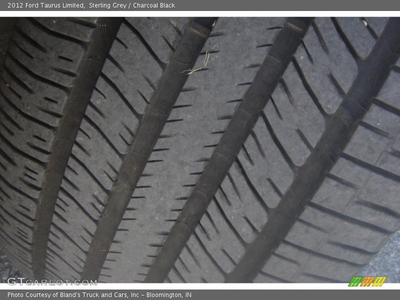 Sterling Grey / Charcoal Black 2012 Ford Taurus Limited