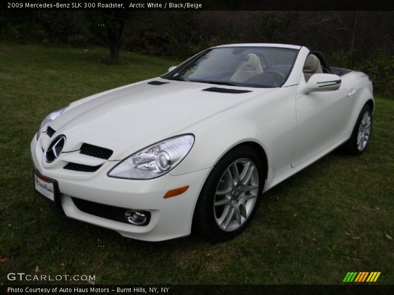 Arctic White / Black/Beige 2009 Mercedes-Benz SLK 300 Roadster