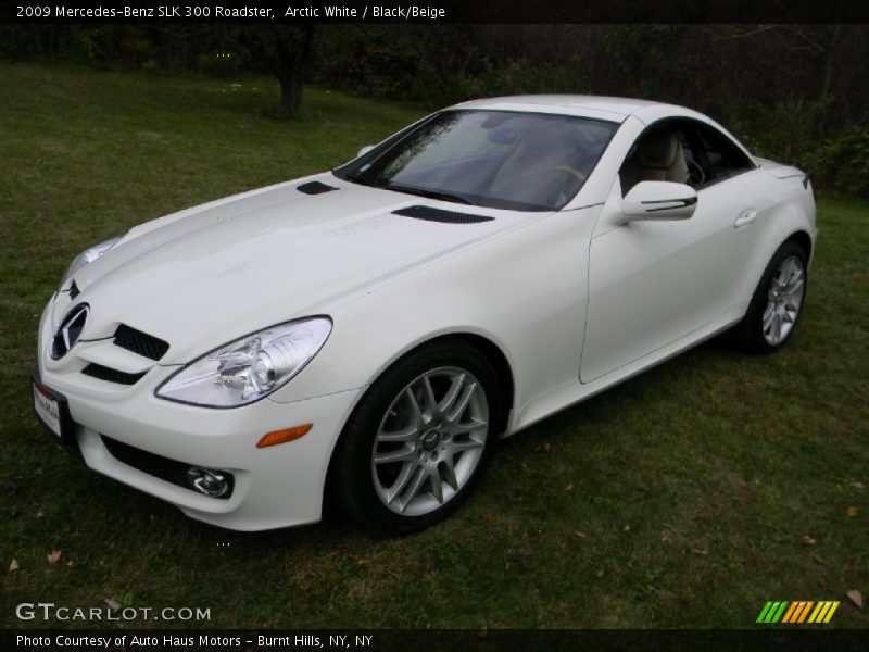 Arctic White / Black/Beige 2009 Mercedes-Benz SLK 300 Roadster