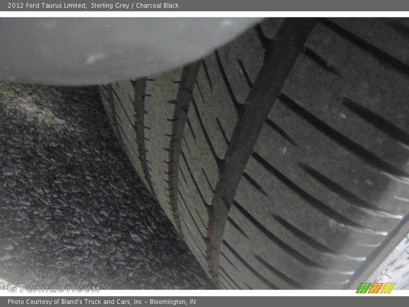 Sterling Grey / Charcoal Black 2012 Ford Taurus Limited