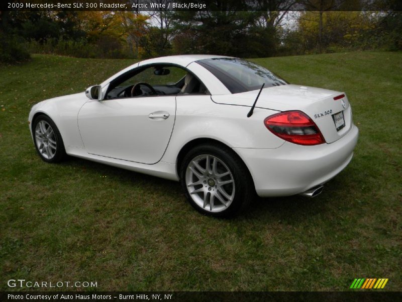Arctic White / Black/Beige 2009 Mercedes-Benz SLK 300 Roadster