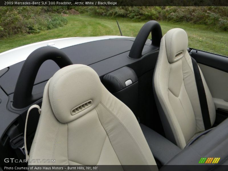 Arctic White / Black/Beige 2009 Mercedes-Benz SLK 300 Roadster