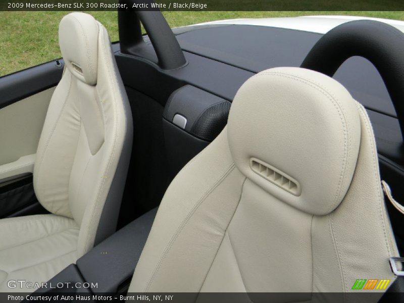 Arctic White / Black/Beige 2009 Mercedes-Benz SLK 300 Roadster