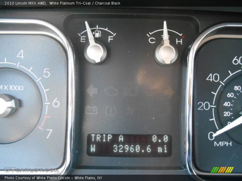 White Platinum Tri-Coat / Charcoal Black 2010 Lincoln MKX AWD