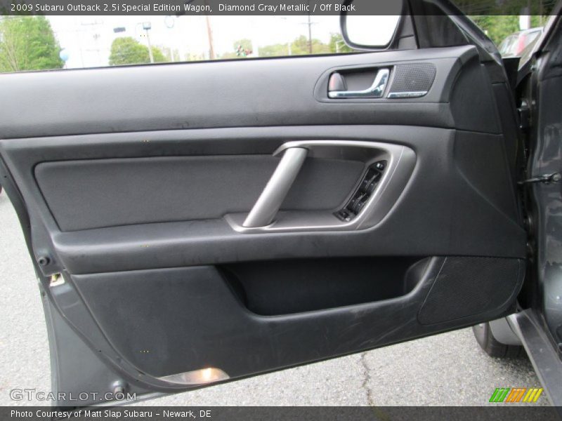 Diamond Gray Metallic / Off Black 2009 Subaru Outback 2.5i Special Edition Wagon