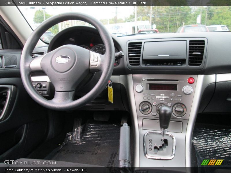 Diamond Gray Metallic / Off Black 2009 Subaru Outback 2.5i Special Edition Wagon