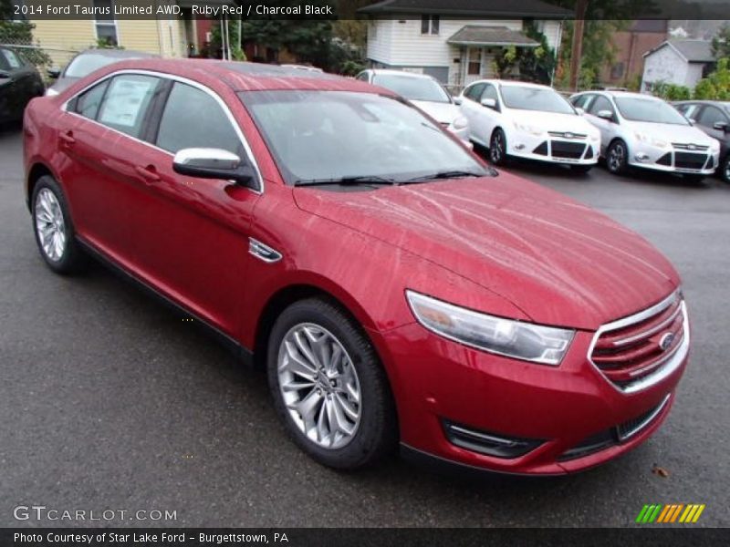 Front 3/4 View of 2014 Taurus Limited AWD