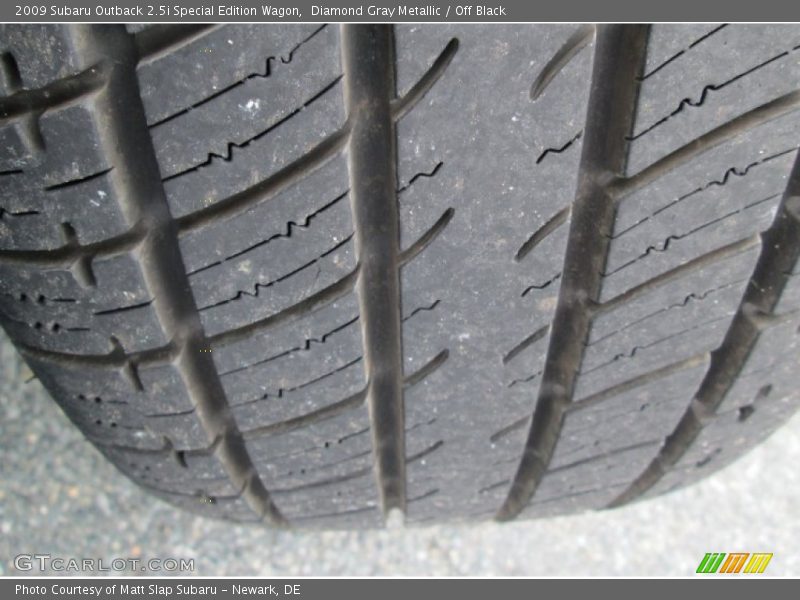 Diamond Gray Metallic / Off Black 2009 Subaru Outback 2.5i Special Edition Wagon