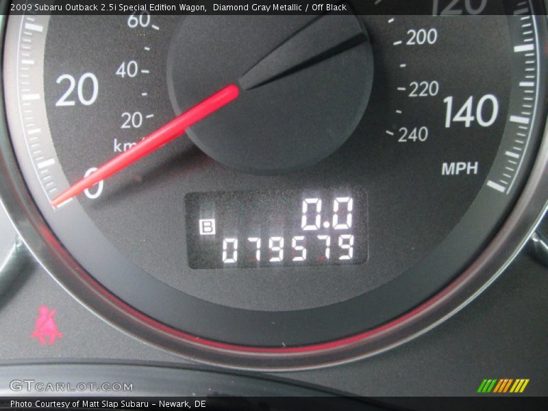 Diamond Gray Metallic / Off Black 2009 Subaru Outback 2.5i Special Edition Wagon