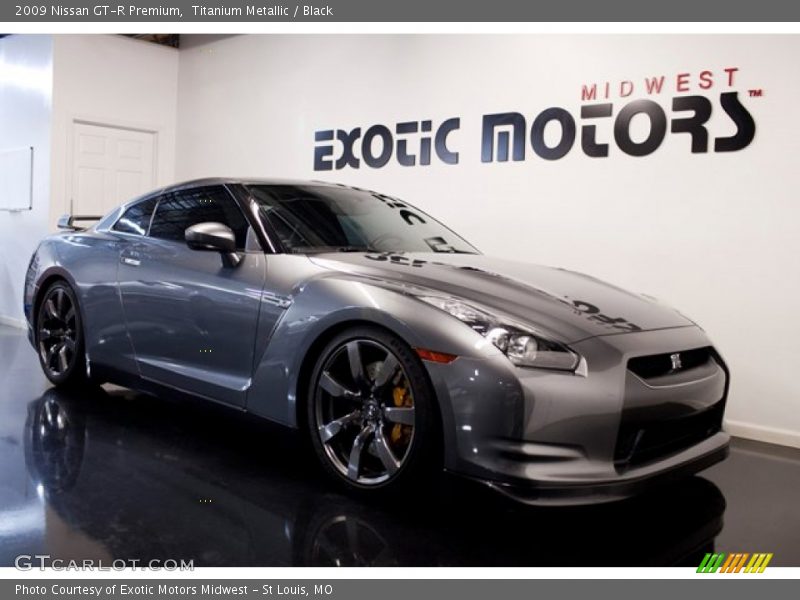 Titanium Metallic / Black 2009 Nissan GT-R Premium