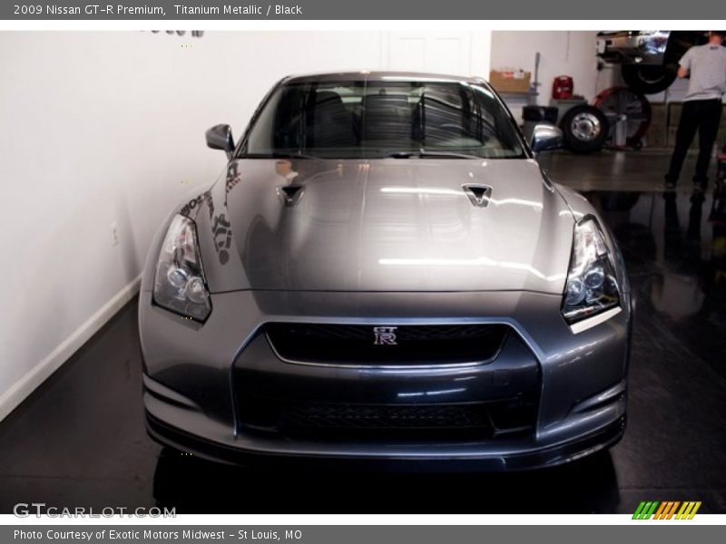 Titanium Metallic / Black 2009 Nissan GT-R Premium