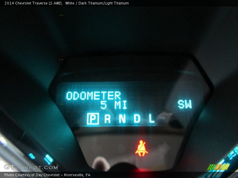 White / Dark Titanium/Light Titanium 2014 Chevrolet Traverse LS AWD