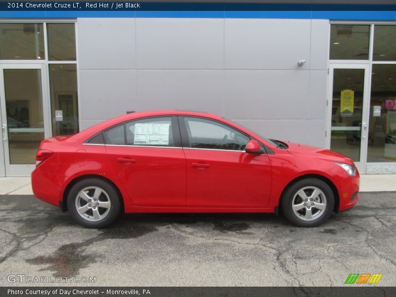 Red Hot / Jet Black 2014 Chevrolet Cruze LT