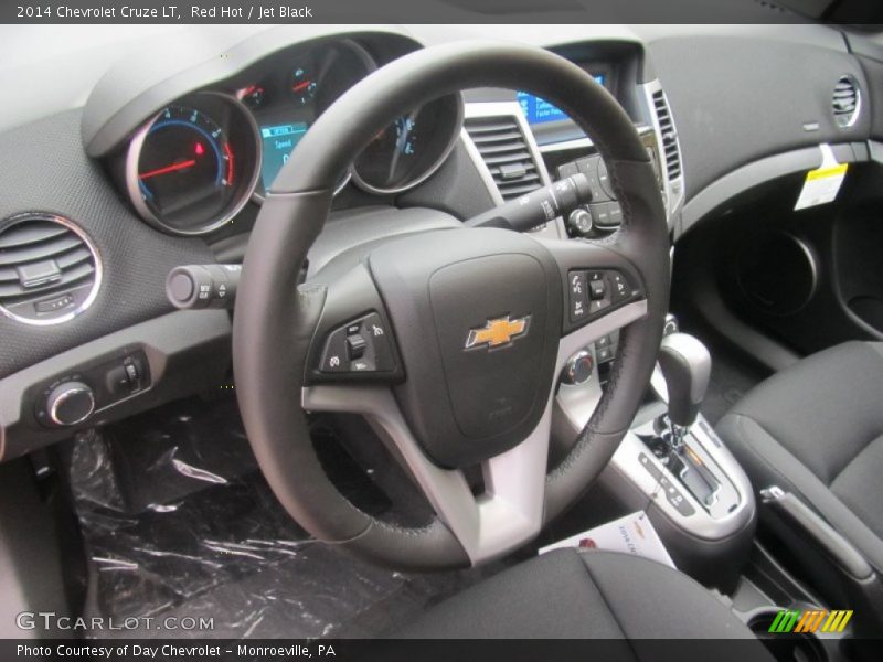 Red Hot / Jet Black 2014 Chevrolet Cruze LT