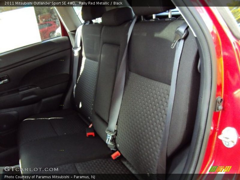Rally Red Metallic / Black 2011 Mitsubishi Outlander Sport SE 4WD