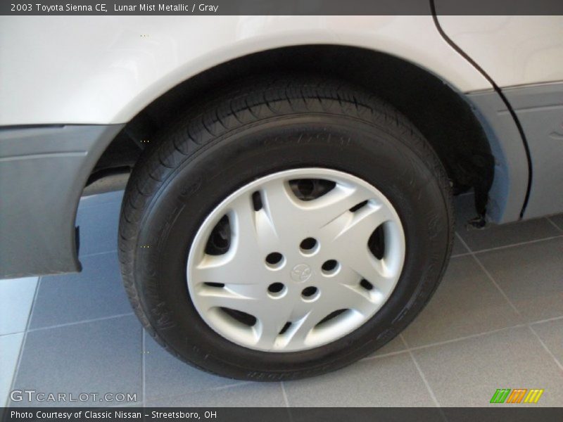 Lunar Mist Metallic / Gray 2003 Toyota Sienna CE
