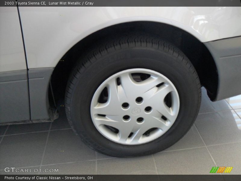Lunar Mist Metallic / Gray 2003 Toyota Sienna CE