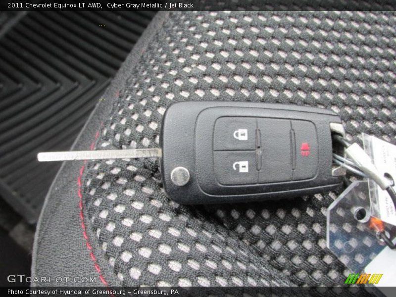 Cyber Gray Metallic / Jet Black 2011 Chevrolet Equinox LT AWD