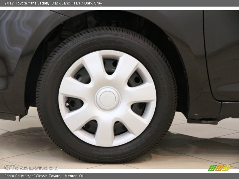 Black Sand Pearl / Dark Gray 2012 Toyota Yaris Sedan