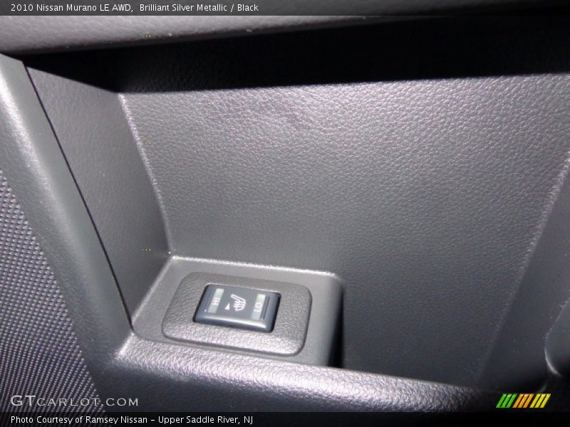 Brilliant Silver Metallic / Black 2010 Nissan Murano LE AWD