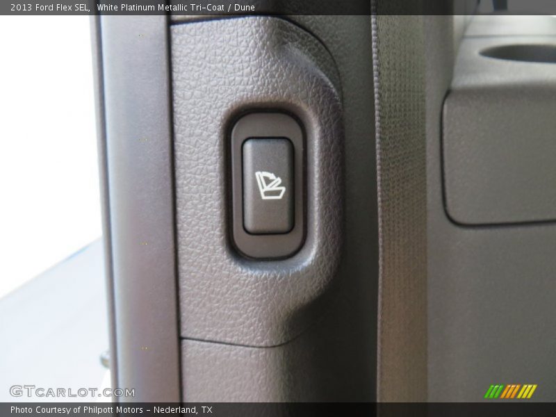 White Platinum Metallic Tri-Coat / Dune 2013 Ford Flex SEL