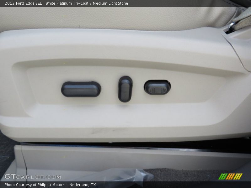 White Platinum Tri-Coat / Medium Light Stone 2013 Ford Edge SEL