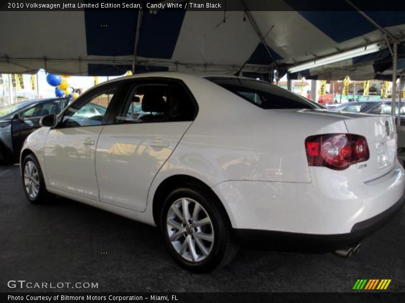 Candy White / Titan Black 2010 Volkswagen Jetta Limited Edition Sedan