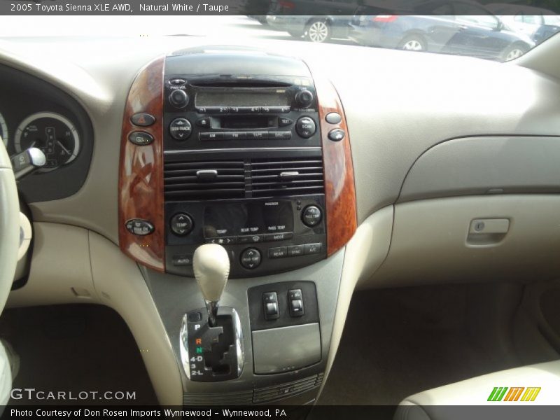 Natural White / Taupe 2005 Toyota Sienna XLE AWD