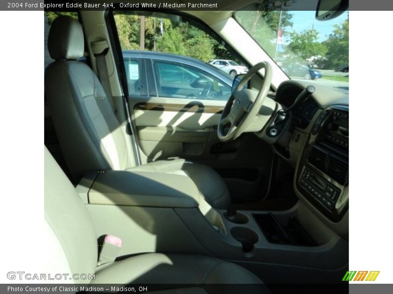 Oxford White / Medium Parchment 2004 Ford Explorer Eddie Bauer 4x4