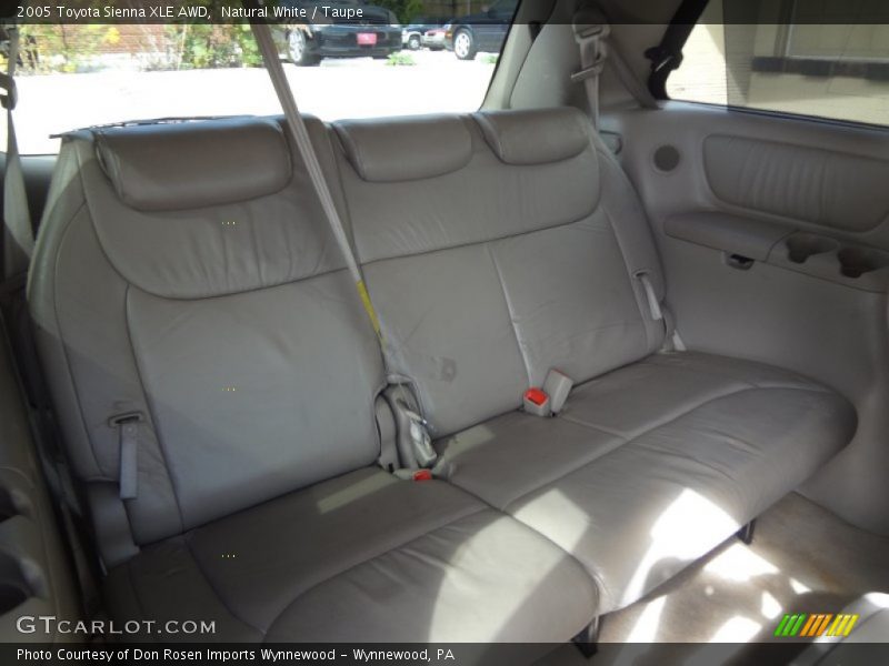 Natural White / Taupe 2005 Toyota Sienna XLE AWD