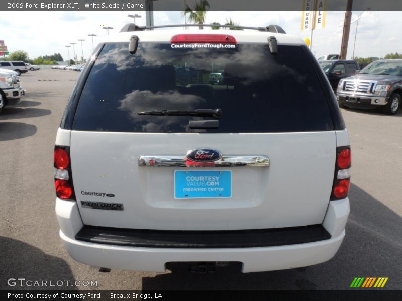 White Suede / Camel 2009 Ford Explorer XLT