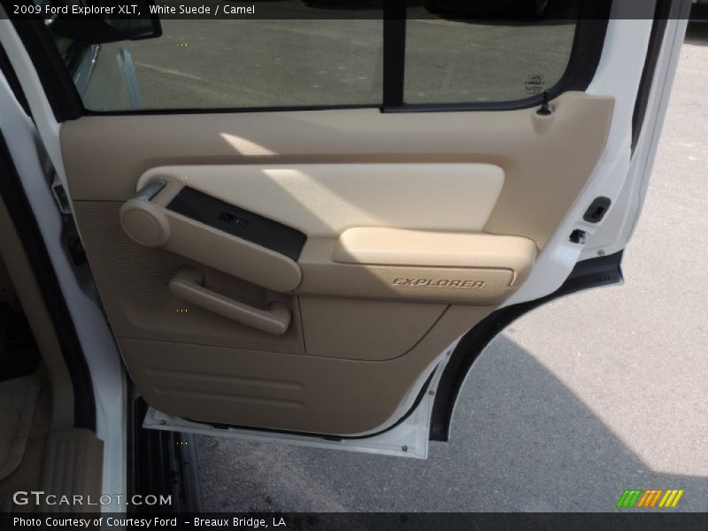White Suede / Camel 2009 Ford Explorer XLT