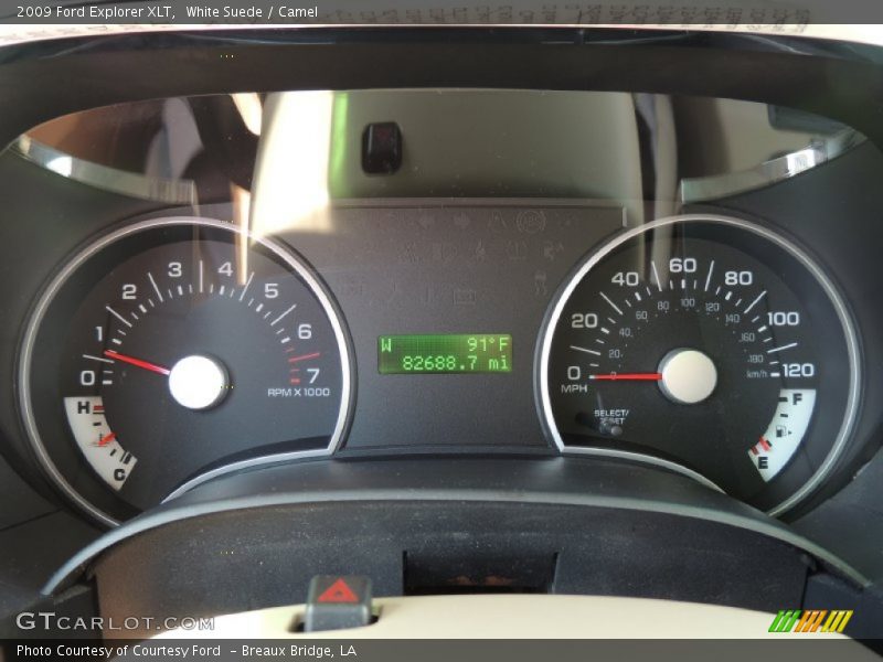 White Suede / Camel 2009 Ford Explorer XLT