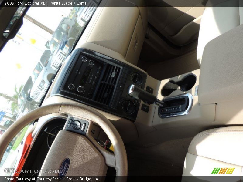 White Suede / Camel 2009 Ford Explorer XLT