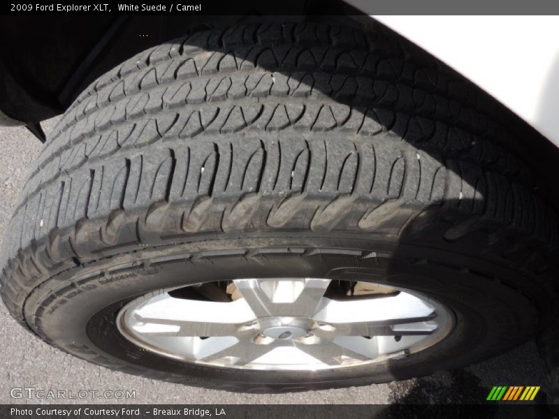 White Suede / Camel 2009 Ford Explorer XLT