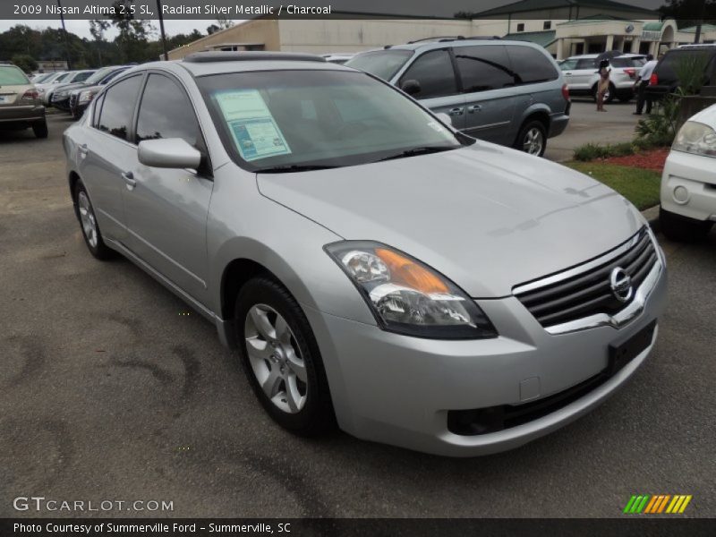Radiant Silver Metallic / Charcoal 2009 Nissan Altima 2.5 SL