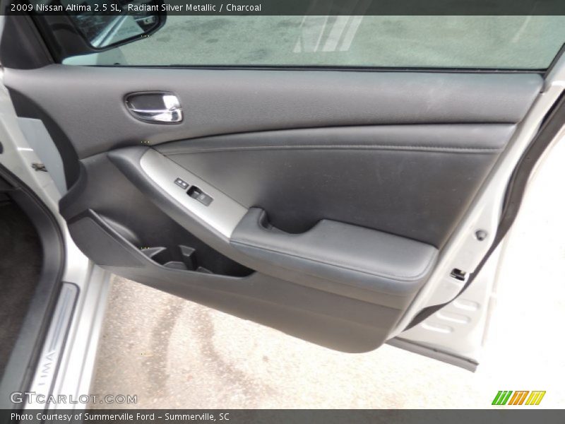 Radiant Silver Metallic / Charcoal 2009 Nissan Altima 2.5 SL